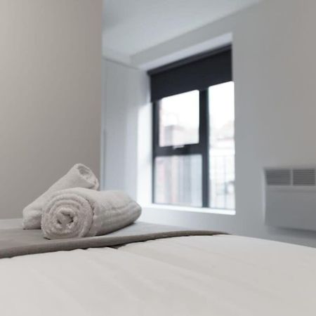 Lovely 1 Bed Apartment In Liverpool Centre ภายนอก รูปภาพ